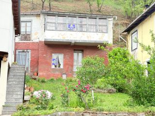 Casa  Calle vega valcarce. Casa en pleno camino de santiago