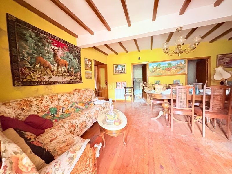 Foto cfb8d3af-a288-4a86-8a20-86ce24fb6c67. Casa amb calefacció a Vega de Valcarce