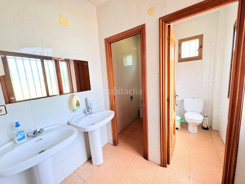 Foto 78b512a1-0ae4-4407-8d9c-aea326df55bf. Edifici a Carracedelo