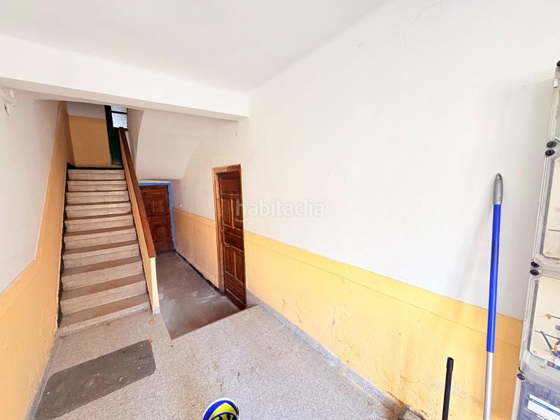 Foto fc730a8b-932a-4d17-9c41-2a1389d6e8a2. Edifici a Flores de Sil - La Placa Ponferrada