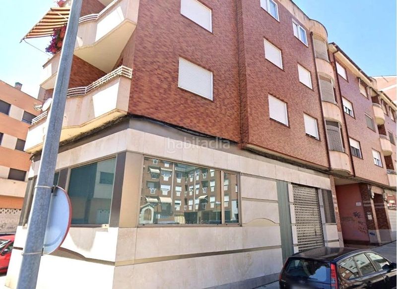 Foto d05fd7bb-216e-4d3c-a43a-7e56922ba44a. Pis amb calefacció a Centro Ponferrada