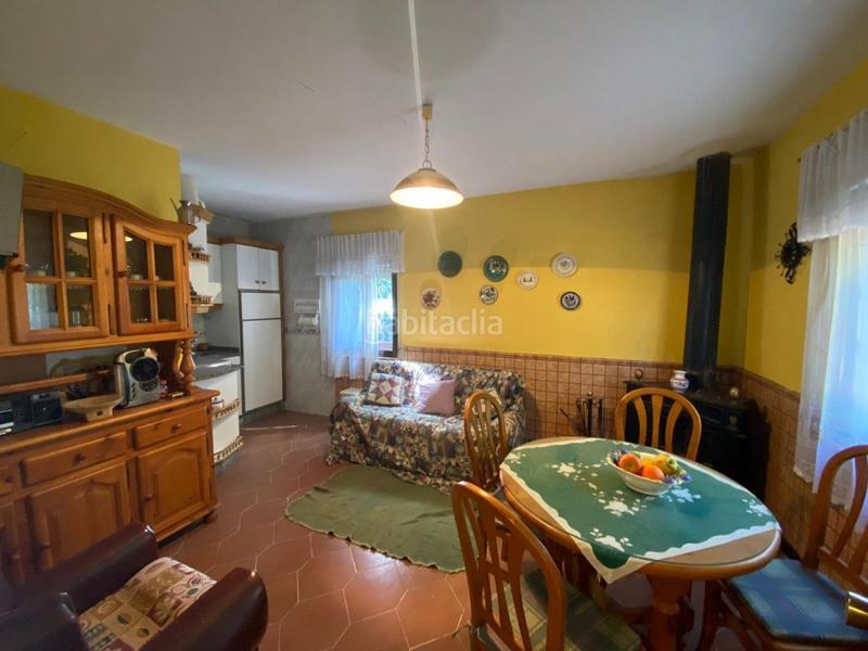 Foto 19ff9181-c49a-483c-8125-58dcefd8d8c8. Masia amb calefacció a Carracedelo