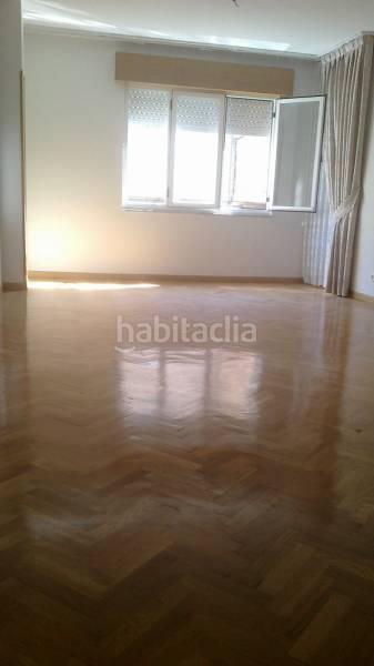 Foto 4b5309ee-6b1f-4501-8396-434deda71ccc. Pis amb calefacció aparcament a Vega de Espinareda