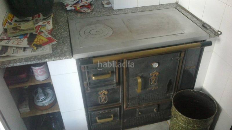 Foto c819e812-b180-450e-acd6-eed988ed988b. Pis amb calefacció aparcament a Vega de Espinareda