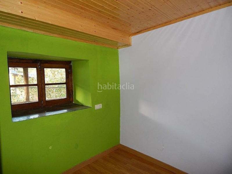 Foto f5e3d4d4-cdf4-4b8f-b97c-eb0444a60c67. Casa a Área Rural Sur Ponferrada