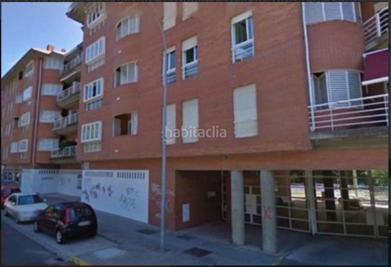 Foto bf427f65-d363-4f89-8f66-475b42144d96. Geschäftsraum in calle parque temple 3 in Bembibre