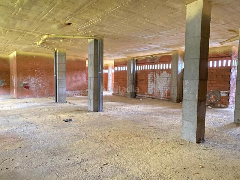 Foto dcf45255-ba3e-4484-8f42-7c3443bc7e17. Geschäftsraum in calle parque temple 3 in Bembibre