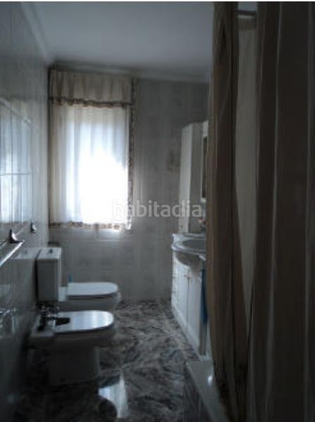 Foto 5cf7ee54-a3c4-4a25-9470-53f0f5d2c704. Casa a calle fogadiza 19 a Bembibre
