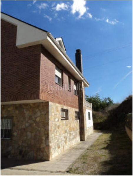 Foto 6a748917-e5e1-4c66-a9e0-8d205e706a38. Casa a calle fogadiza 19 a Bembibre