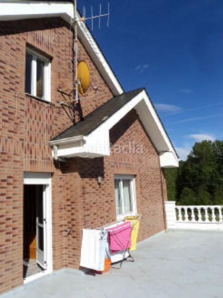 Foto 736d02de-a329-47c0-8893-aa6e716272d1. Casa a calle fogadiza 19 a Bembibre