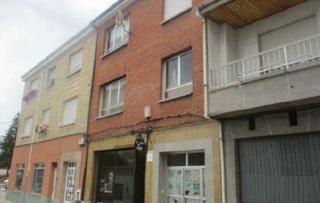 Duplex à Calle guzman el bueno 8. Vivienda tipo duplex para reformar en fabero