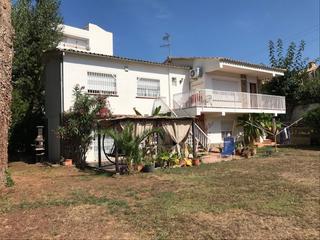 Casa a Centre-Platja. Casa centrica en playa de aro