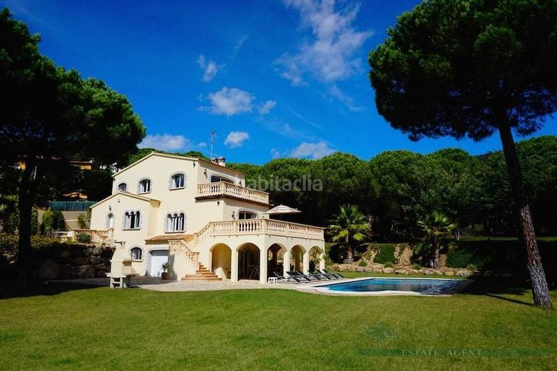 Foto 37e11e04-beed-41f7-9fbb-e2f3a72b4f25. Casa amb calefacció aparcament piscina a Fenals Platja d´Aro