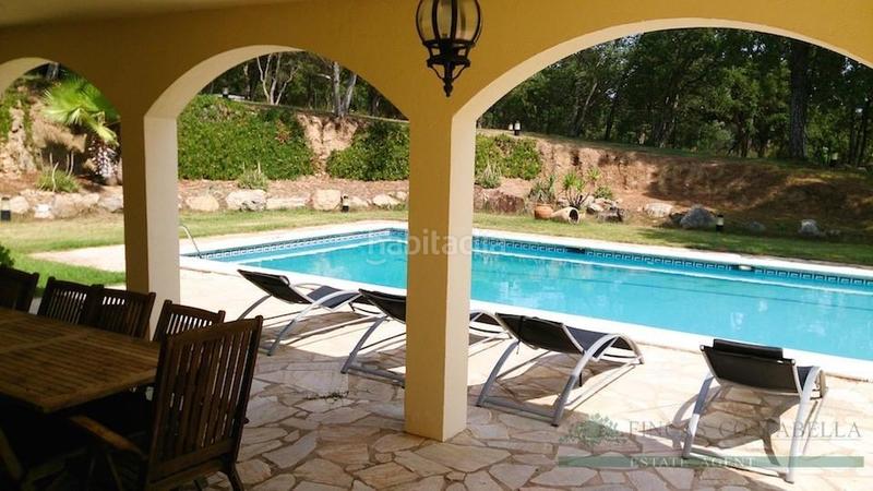 Foto a3035334-a55e-4fb8-aa38-0227dfba2a38. Casa amb calefacció aparcament piscina a Fenals Platja d´Aro