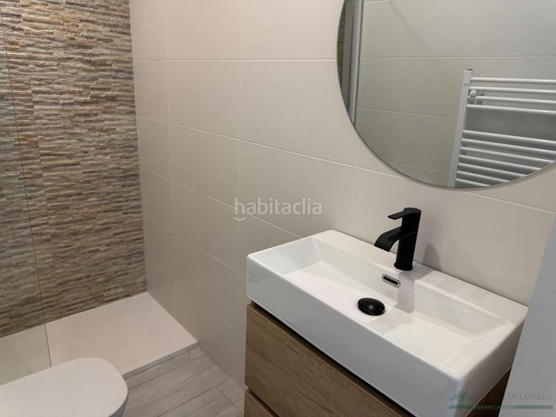 Foto 3fd81036-840d-4402-93ee-830b1285bb36. Àtic amb calefacció aparcament a Poble Calonge