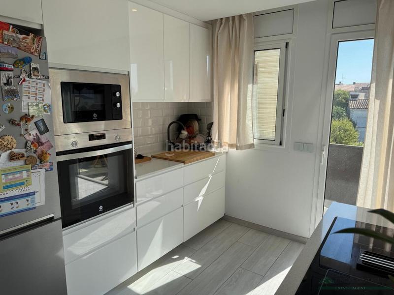 Foto a1fdb686-93cd-4f34-9f61-8d7e1210d6b3. Àtic amb calefacció aparcament a Poble Calonge