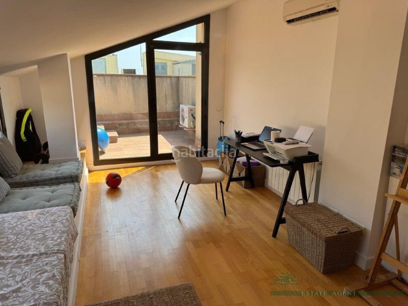 Foto b9cc2dd1-7254-4605-b4b2-3b24ccedeab9. Àtic amb calefacció aparcament piscina a Castell d´Aro