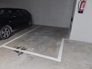 Affitto Posto auto in Viladomat 299. Viladomat  londres