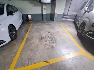 Miete Autoparkplatz in Julian romea 6. Pk julian romea 6