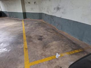 Autoparkplatz in Julian romea 6. Julian romea  travessera de gràcia