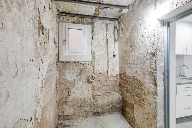 Foto 9ca8196d-193e-49f4-bde1-f598e784cc60. Local comercial a L´Antiga Esquerra de l´Eixample Barcelona