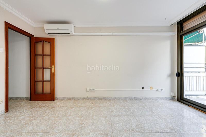 Foto 1d04afad-03e1-491c-bd5f-b5de1d05a653. Piso  luminoso con ascensor en Roses-Castellbell Sant Feliu de Llobregat