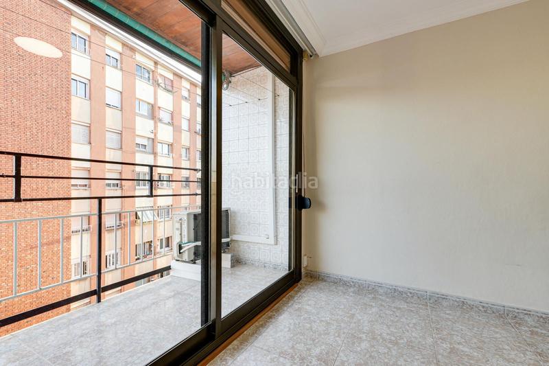 Foto 3a91c61e-1696-4089-ba1c-b5be85cbe89b. Piso  luminoso con ascensor en Roses-Castellbell Sant Feliu de Llobregat