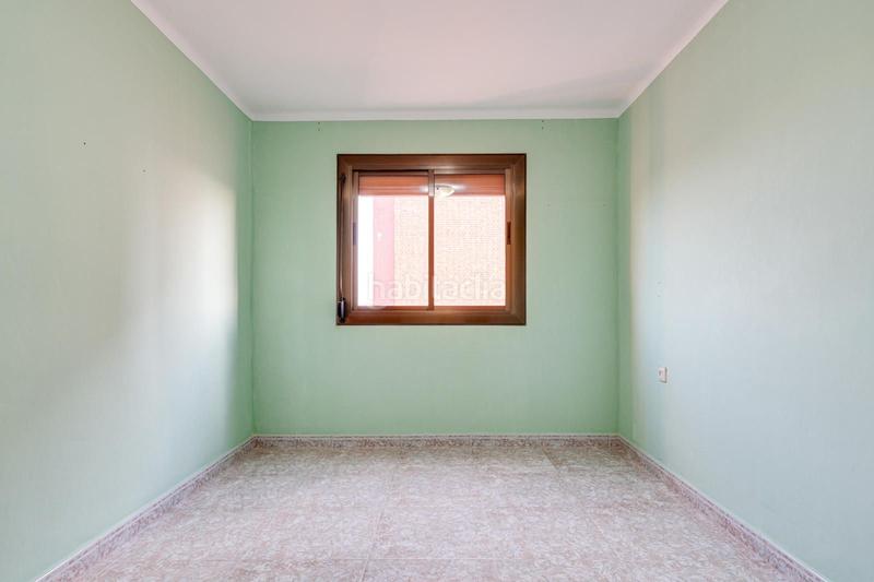 Foto ee6d56df-45c0-47aa-a87a-b4745fb9365b. Piso  luminoso con ascensor en Roses-Castellbell Sant Feliu de Llobregat