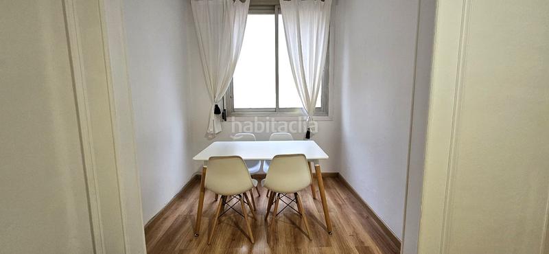 Foto c43ef25b-3884-4b68-9ddd-f9884084eb12. Alquiler piso guilleries plaça del diamant en Vila de Gràcia Barcelona