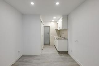 Etagenwohnung  Vilarroel. Estudio reformado en el corazón de lexiample