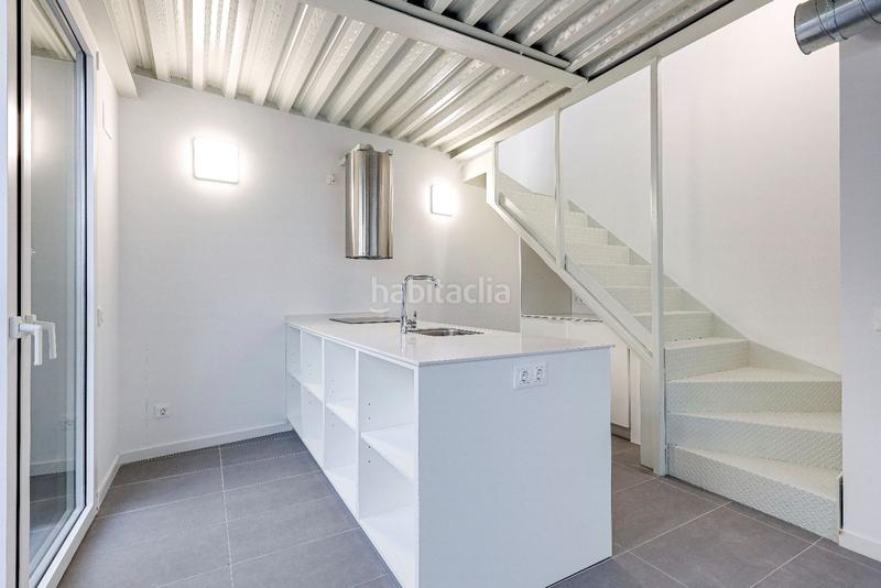 Foto 51b00a78-65ea-4155-8b6d-70d0d56ca6a2. Rent flat with heating in Sants Barcelona