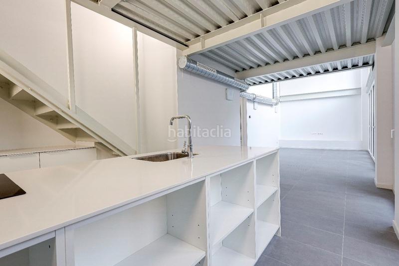 Foto e544d874-eef6-4c39-b48a-445ec97f0c07. Rent flat with heating in Sants Barcelona