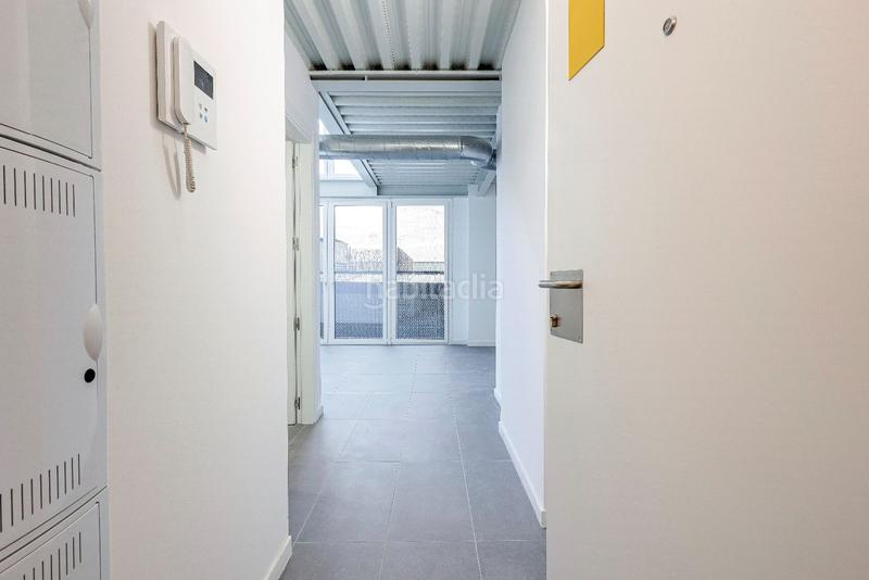 Foto eb2957e1-c865-4b91-b705-f63c9f294ffa. Rent flat with heating in Sants Barcelona