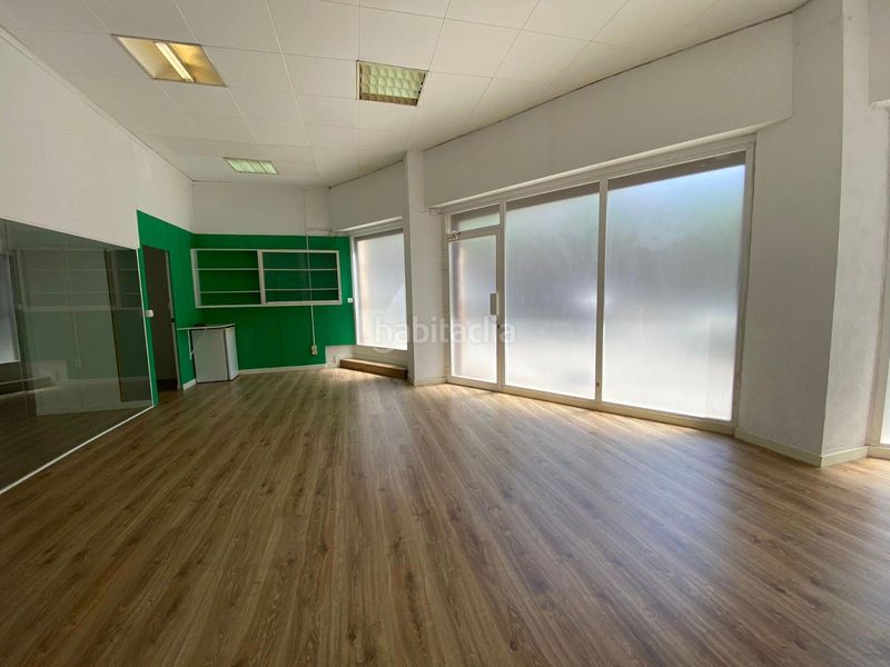 Foto df4f3c5f-0277-4d0a-b779-ef7297a8350c. Lloguer local comercial a rambla marquesa castellbell 48 a Sant Feliu de Llobregat