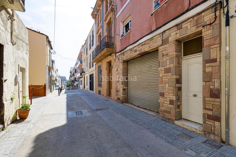 Foto 7c77ead3-f254-4905-adb4-7119c08f442a. Edifici a Safaretjos Santa Coloma de Gramenet
