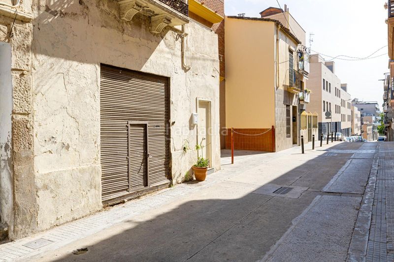 Foto d3fb0c35-63d8-4796-8d4c-162c33d08af5. Edifici a Safaretjos Santa Coloma de Gramenet
