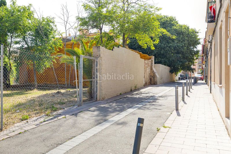Foto f7b9ae67-23eb-44a5-83f1-e140d5f77d7e. Edifici a Safaretjos Santa Coloma de Gramenet