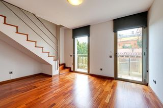 Dúplex  Santa maria. Santa maria  sant joan