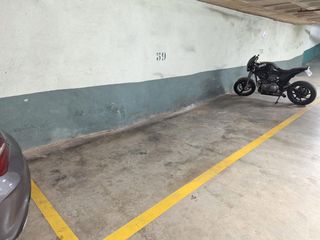 Car parking in Julian Romea 6