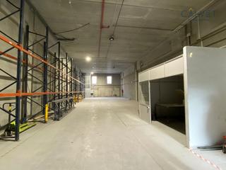 Location Local commercial  Carrer dels tallers. Nave industrial de 635 m2 en dos plantas diáfanas