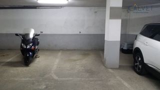 Parking coche en Torras i bages 4-6. Plazas de pk para moto o coche muy pequeño