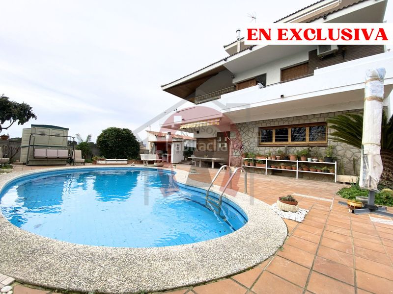 Foto d5df0a4c-e3a7-479b-aea2-4782a43d4287. Casa amb aparcament piscina a Palau-solità i Plegamans
