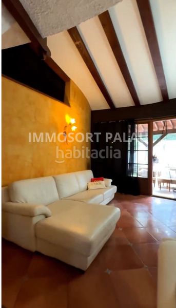 Foto c3466a35-6d65-4752-acea-ebf11812c942. Xalet amb xemeneia piscina a Lliçà d´Amunt