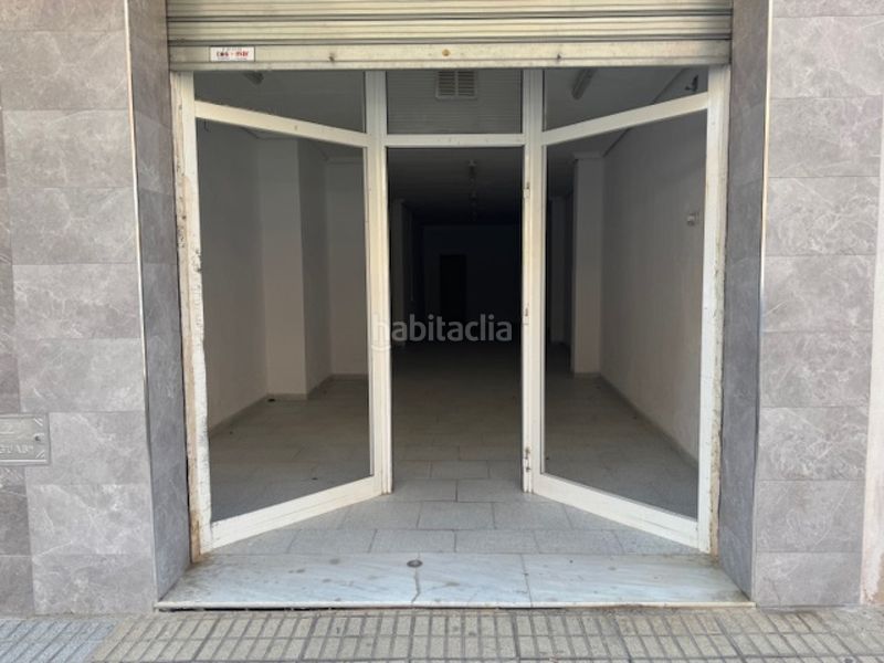Foto d27eaad8-01a6-4b14-8a56-31d100787e2d. Alquiler local comercial local en alquiler en Plaza Xúquer Paiporta