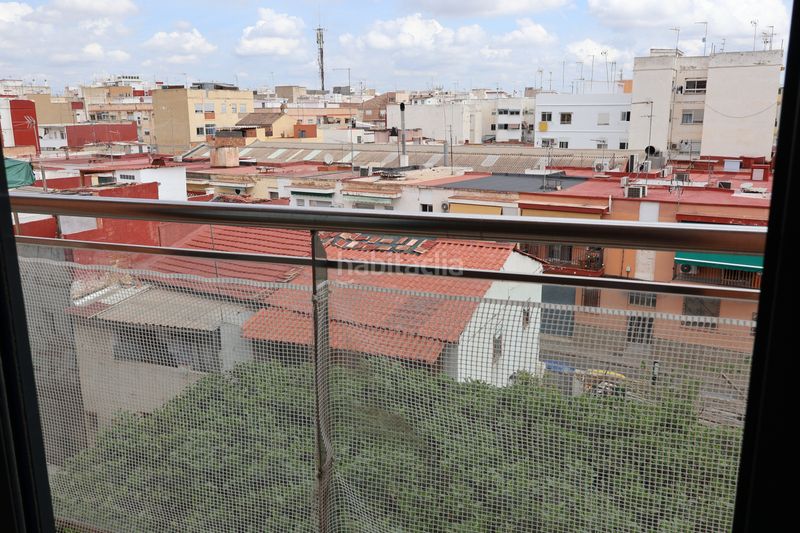 Foto d7da3428-4a35-4ebe-a258-84a6336e40da. Pis amb aparcament a Parc Central Torrent