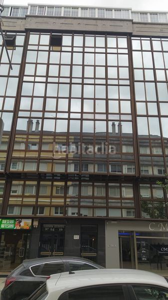 Foto fd88ca3d-5ee3-421b-ad06-fe86aa535147. Oficina amb calefacció a Carballo