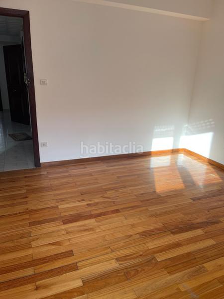 Foto 1d2e7cb3-852f-416f-bb82-17c6e9523343. Edifici a Carballo