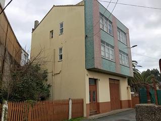 Casa a Rúa teixos 42. Casa con terreno urbano en carballo