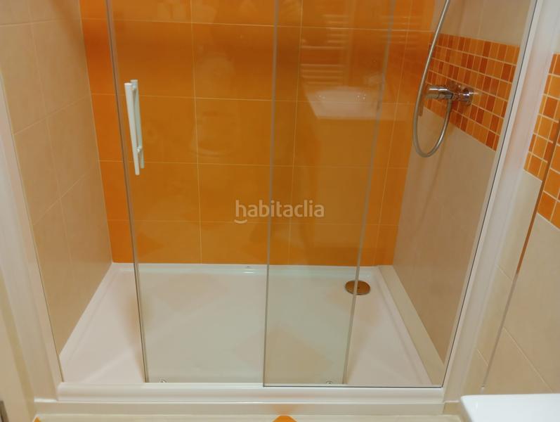 Foto c85cd77c-8058-406a-bcdc-ae472ea684c0. Alquiler chalet en n/a apartamento con vistas al mar en razo en Carballo