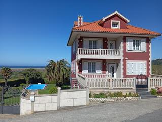 Xalet a Lugar outeiro 7. Casa en lema con espectaculares vistas al mar